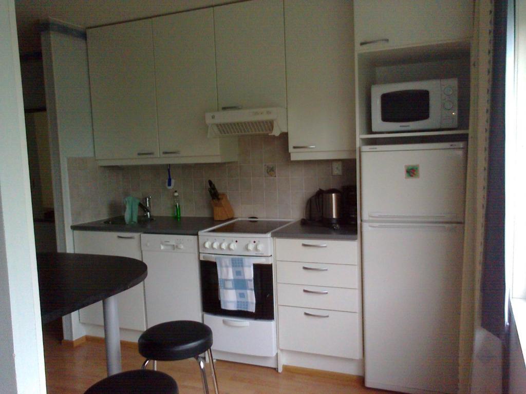 Marent Apartments サロ 部屋 写真